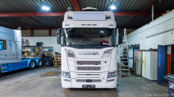 20260329-Tom-Holding-00295